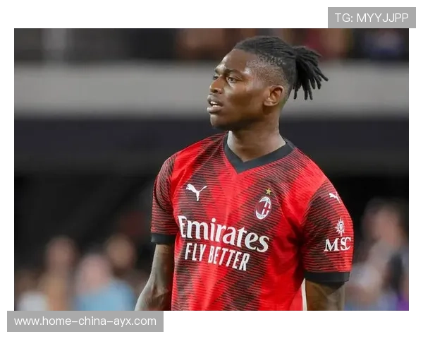 AC米兰通过耐心倒脚找到节奏点，莱奥加速令人惊叹