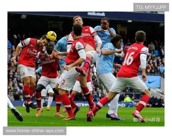 热刺库卢塞夫斯基距门不远爆射干脆利落，英超新锋线闪耀全场